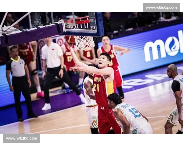 多人上双全面开花团队篮球展现强大整体实力赢球之道核心战术解码