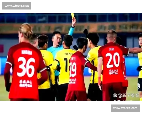 争议判罚引爆赛场风波裁判尺度成焦点引发热议联盟公信力受考验